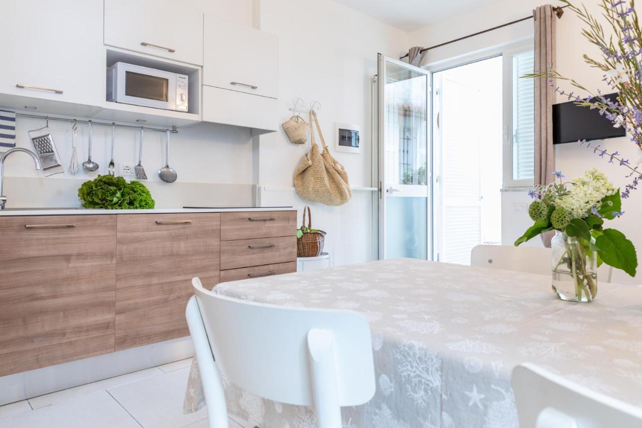 Pochi Passi Dal Mare Apartment San Bartolomeo Al Mare Ngoại thất bức ảnh