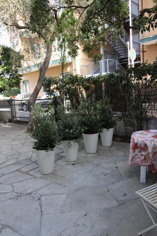 Pochi Passi Dal Mare Apartment San Bartolomeo Al Mare Ngoại thất bức ảnh